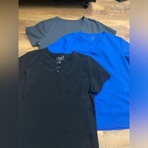 Scrub Top set, 2 piece size M Med Couture, Cherokee black gray, gorgeous blue!